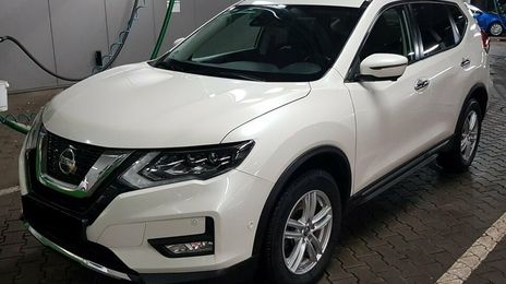 Nissan X-Trail • 2017 • 82,000 km