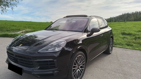 Porsche Cayenne • 2019 • 89,000 km