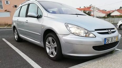 Peugeot 307 • 2004 • 279,300 km
