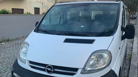 Opel Vivaro • 2003 • 347,000 km