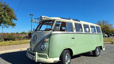 Volkswagen T4 • 1974 • 17,000 km
