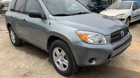 Toyota RAV4 • 2011 • 34 km