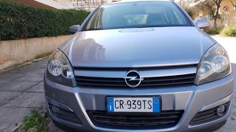 Opel Astra • 2005 • 150,000 km