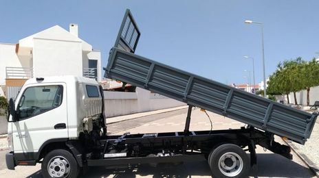 Mitsubishi Fuso canter • 2009 • 140,000 km
