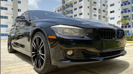 BMW 328i • 2014 • 95,000 km