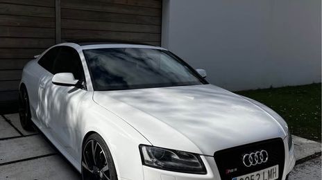 Audi RS 5 • 2011 • 189,500 km