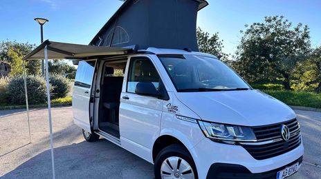 Volkswagen California • 2021 • 90,000 km