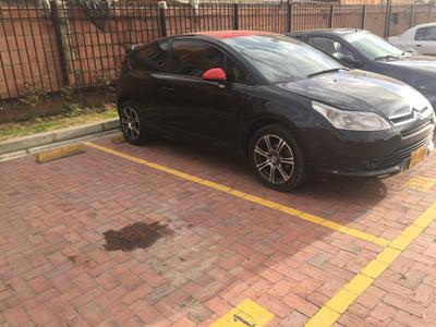 Citroën C4 • 2006 • 80,000 km