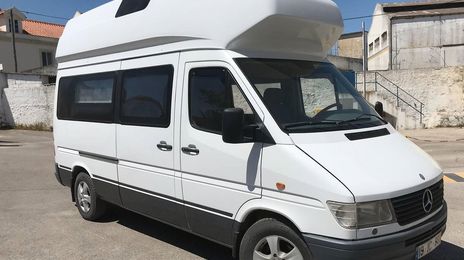 Mercedes-Benz Sprinter • 1996 • 350,000 km