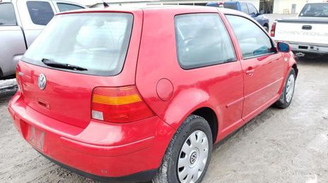 Volkswagen Golf • 2005 • 121,223 km