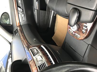 Mercedes-Benz S • 2009 • 120,000 km