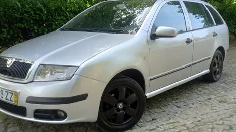 Škoda Fabia • 2005 • 265,000 km