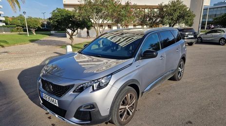 Peugeot 5008 • 2025 • 40,000 km