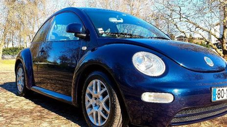 Volkswagen New Beetle • 1999 • 120,000 km
