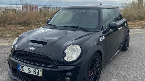 MINI Cooper • 2010 • 99,000 km