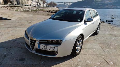 Alfa Romeo 159 • 2008 • 249,999 km