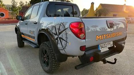 Mitsubishi L200 • 2007 • 150,000 km