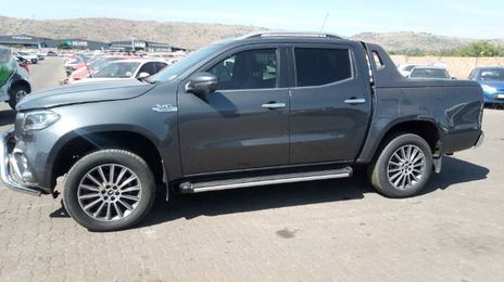 Mercedes-Benz S • 2020 • 85,855 km