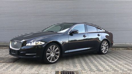 Jaguar XJ • 2013 • 65,397 km