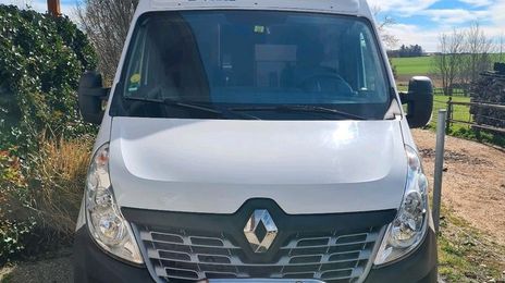 Renault Master • 2020 • 64,000 km