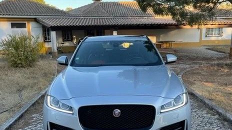 Jaguar F-Pace • 2018 • 117,500 km