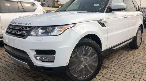 Land Rover Range Rover • 2018 • 50,000 km