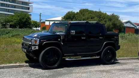 Hummer H2 • 2005 • 70,000 km