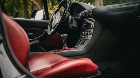 BMW Z3 • 2000 • 200,000 km