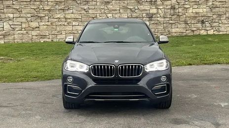 BMW X6 • 2024 • 30,212 km