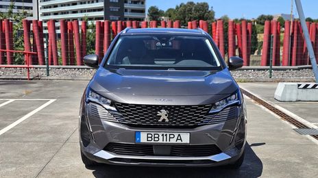 Peugeot 3008 • 2021 • 57,000 km