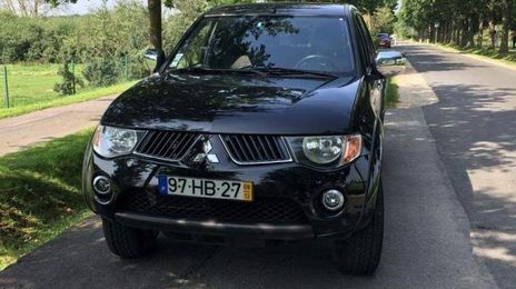 Mitsubishi L200 • 2008 • 190,000 km