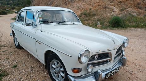 Volvo 240 • 1965 • 5,000 km