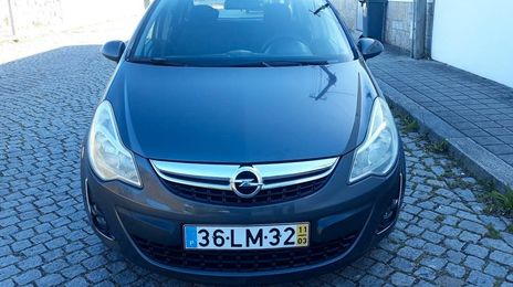 Opel Corsa • 2011 • 180,000 km