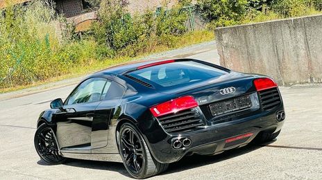 Audi R8 • 2010 • 61,000 km