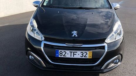 Peugeot 207 • 2017 • 30,000 km