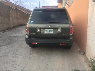 Honda Pilot • 2006 • 160,911 km