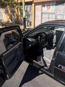 Volkswagen Gol • 2000 • 117,000 km