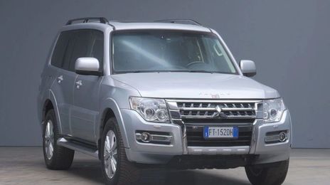 Mitsubishi Pajero • 2018 • 96,000 km