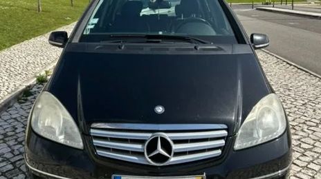 Mercedes-Benz A • 2009 • 164,000 km