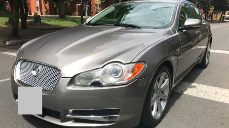 Jaguar XF • 2011 • 130,000 km