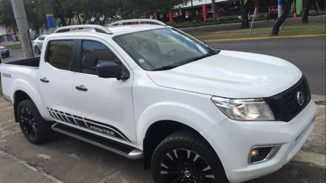 Nissan Frontier • 2016 • 95,000 km