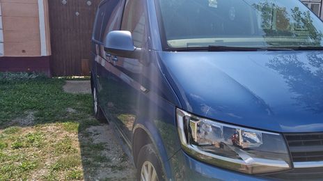 Volkswagen Vanagon • 2017 • 286,400 km