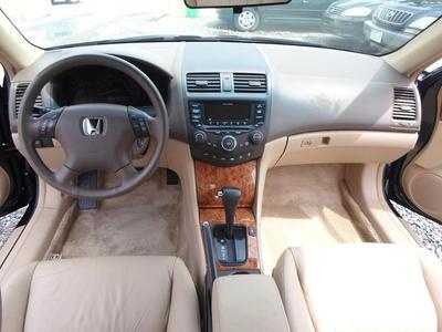 Honda Accord • 2005 • 53,678 km