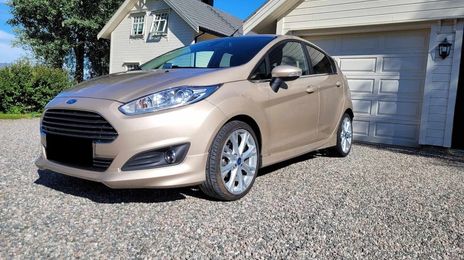 Ford Fiesta • 2015 • 82,500 km