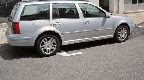 Volkswagen Golf • 2000 • 199,999 km