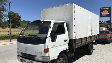 Toyota Dyna • 1998 • 190,000 km