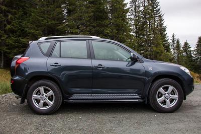 Toyota RAV4 • 2006 • 144,800 km