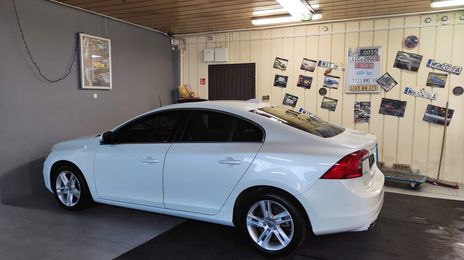 Volvo S60 • 2015 • 148,000 km