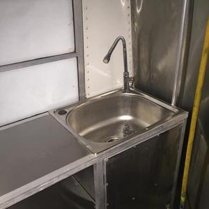 Ford 350 • 1981 • 1 km