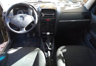 Fiat Palio Sporting • 2005 • 170,000 km